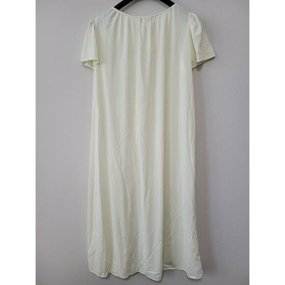 Miss Elaine Nightgown Size LARGE Yellow Floral Embroider Nylon Sleep - Picture 3 of 5